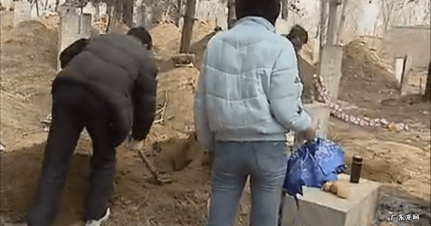 九龙吸水风水寓意 五龙抢宝风水