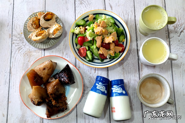 小学生早餐吃什么好?