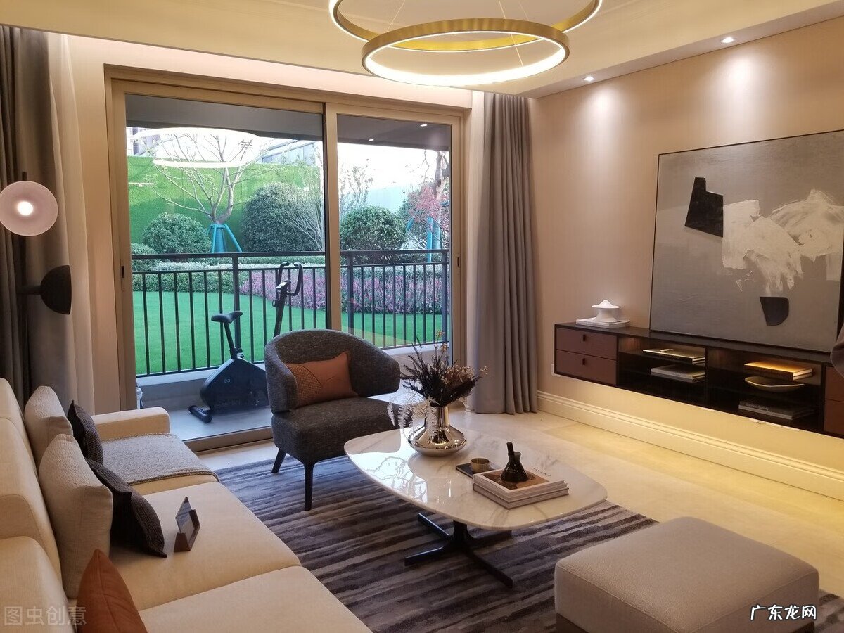 带露台的房子风水好不好 阳台落地窗风水好不好