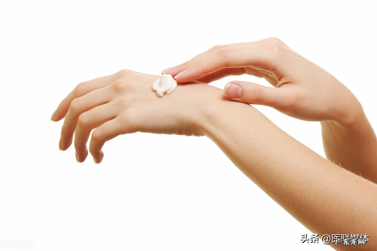 脸部过敏有什么症状表现 脸部皮肤过敏症状有哪些