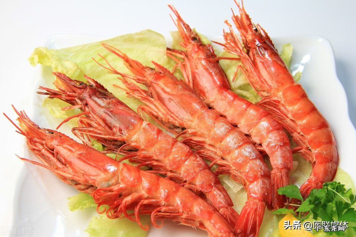 脸部过敏有什么症状表现 脸部皮肤过敏症状有哪些