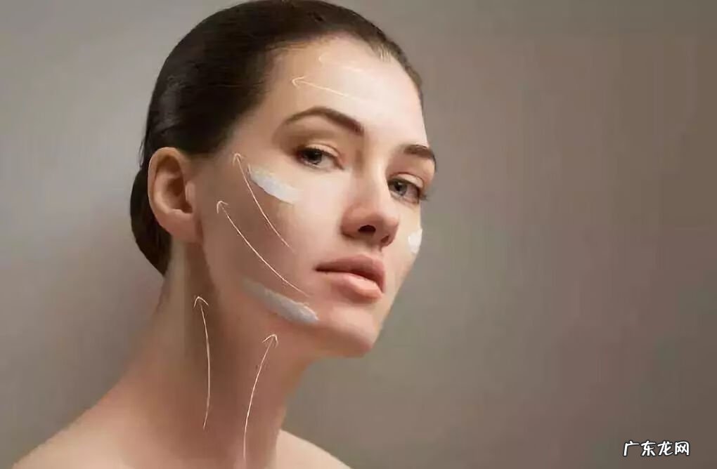 蜂蜜洗脸好不好 用蜂蜜洗脸的正确步骤