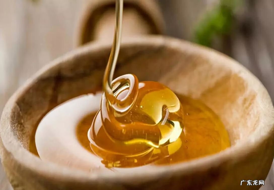 蜂蜜洗脸好不好 用蜂蜜洗脸的正确步骤