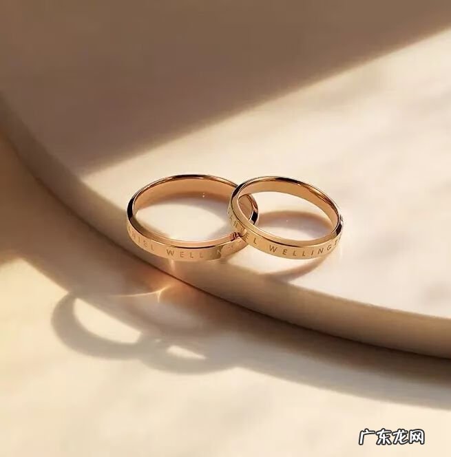 情人节定制礼物有哪些 情人礼品店