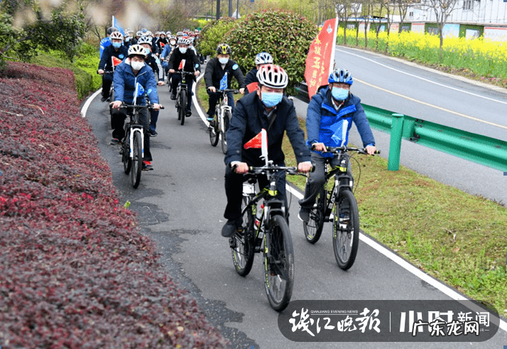 春风水冷摩托车250价格 春风快艇价格