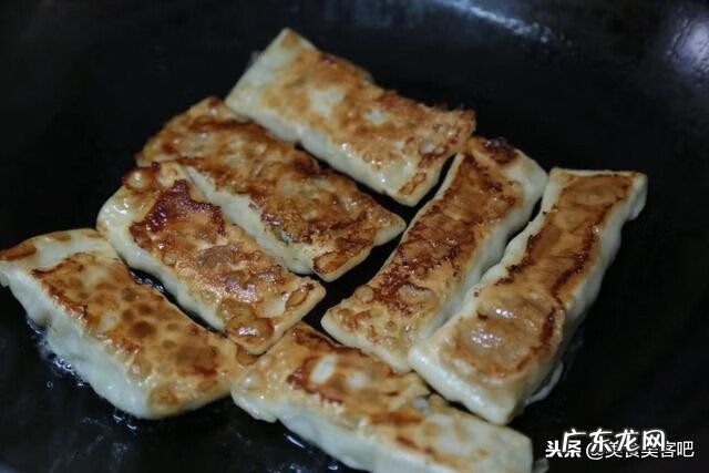 传统锅贴的做法视频 锅贴的做法家常做法图片