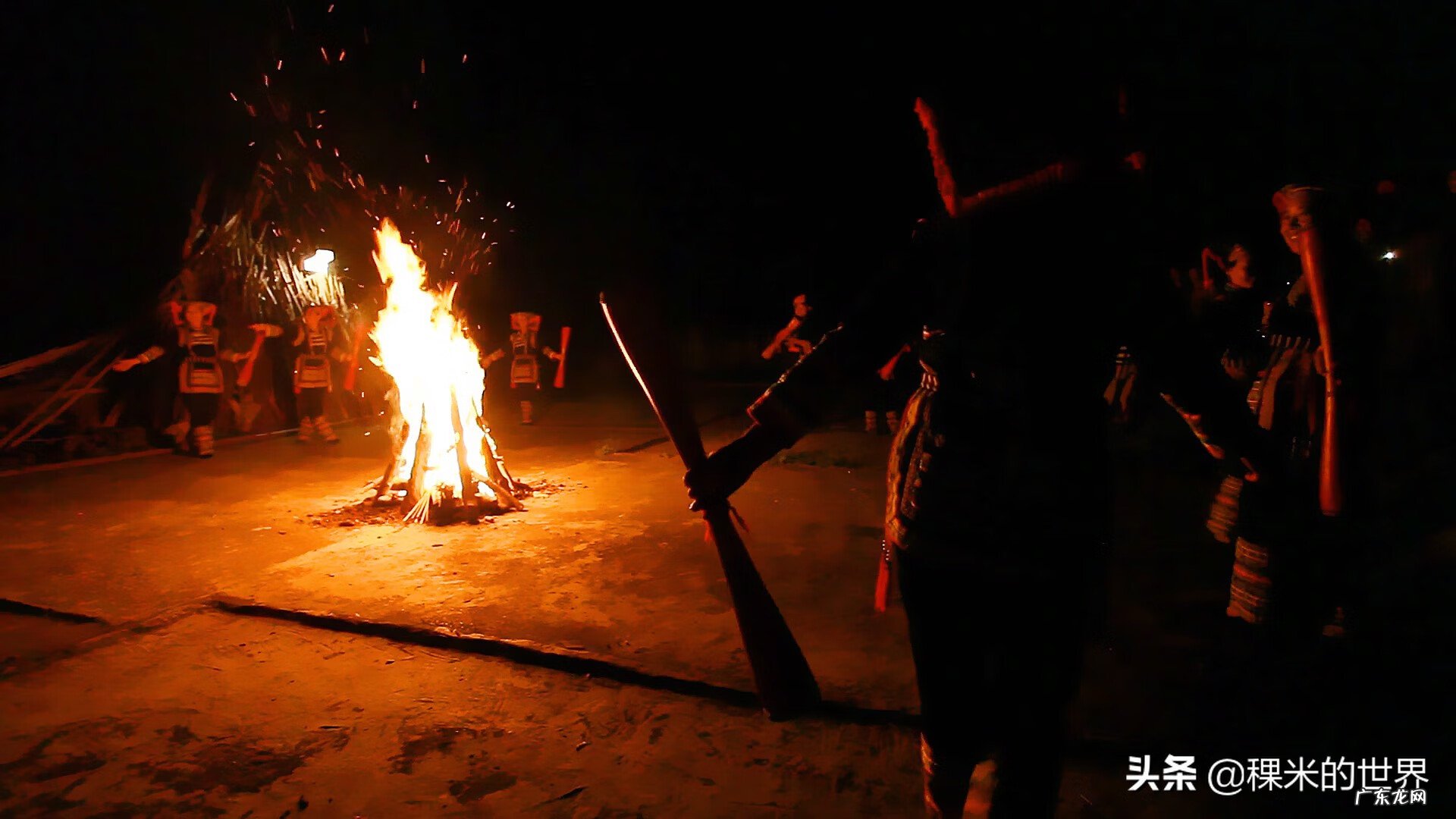 侗族吊脚楼的特点 瑶寨吊脚楼