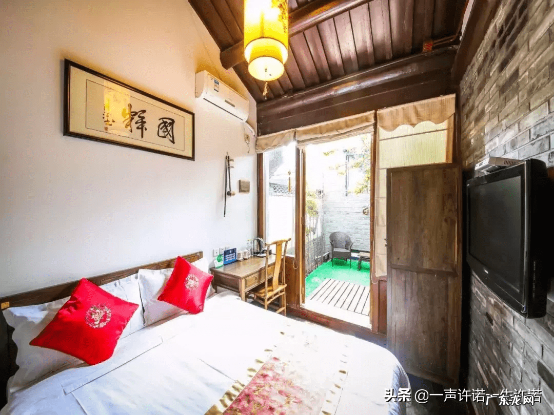 床头做柜子风水好吗 床头上有吊柜风水好不好