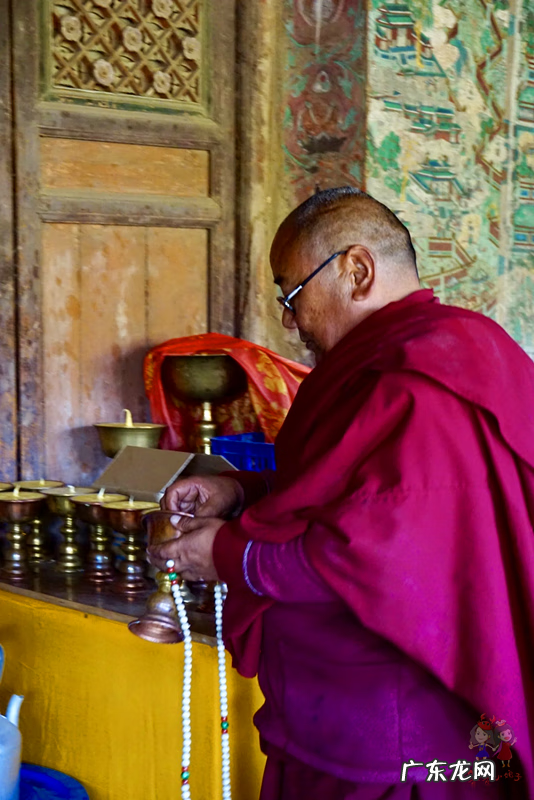 青海湖的描述 青海湖风水故事