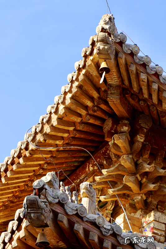 青海湖的描述 青海湖风水故事