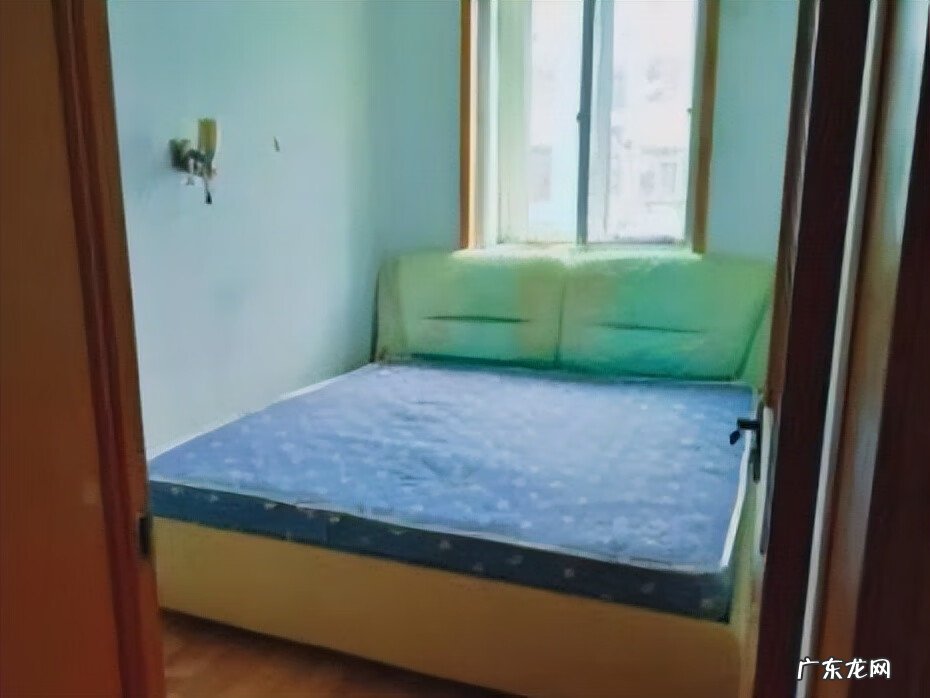 门对床风水化解 床头和门在一面墙风水