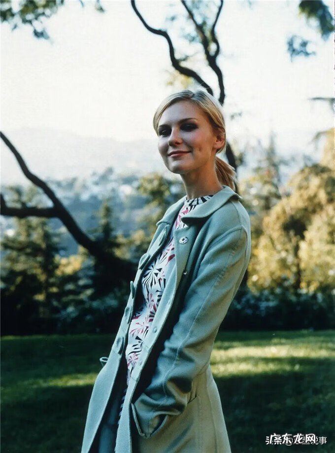 伊丽莎白·奥尔森 克斯汀·邓斯特