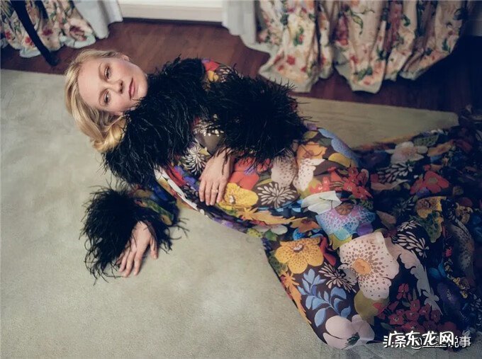 伊丽莎白·奥尔森 克斯汀·邓斯特