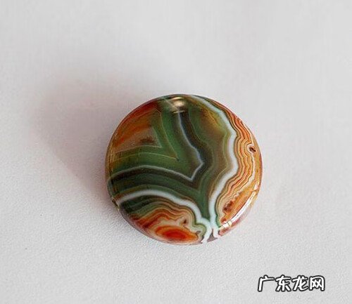 玛瑙的风水功效与作用 染色的天然玛瑙对人风水作用