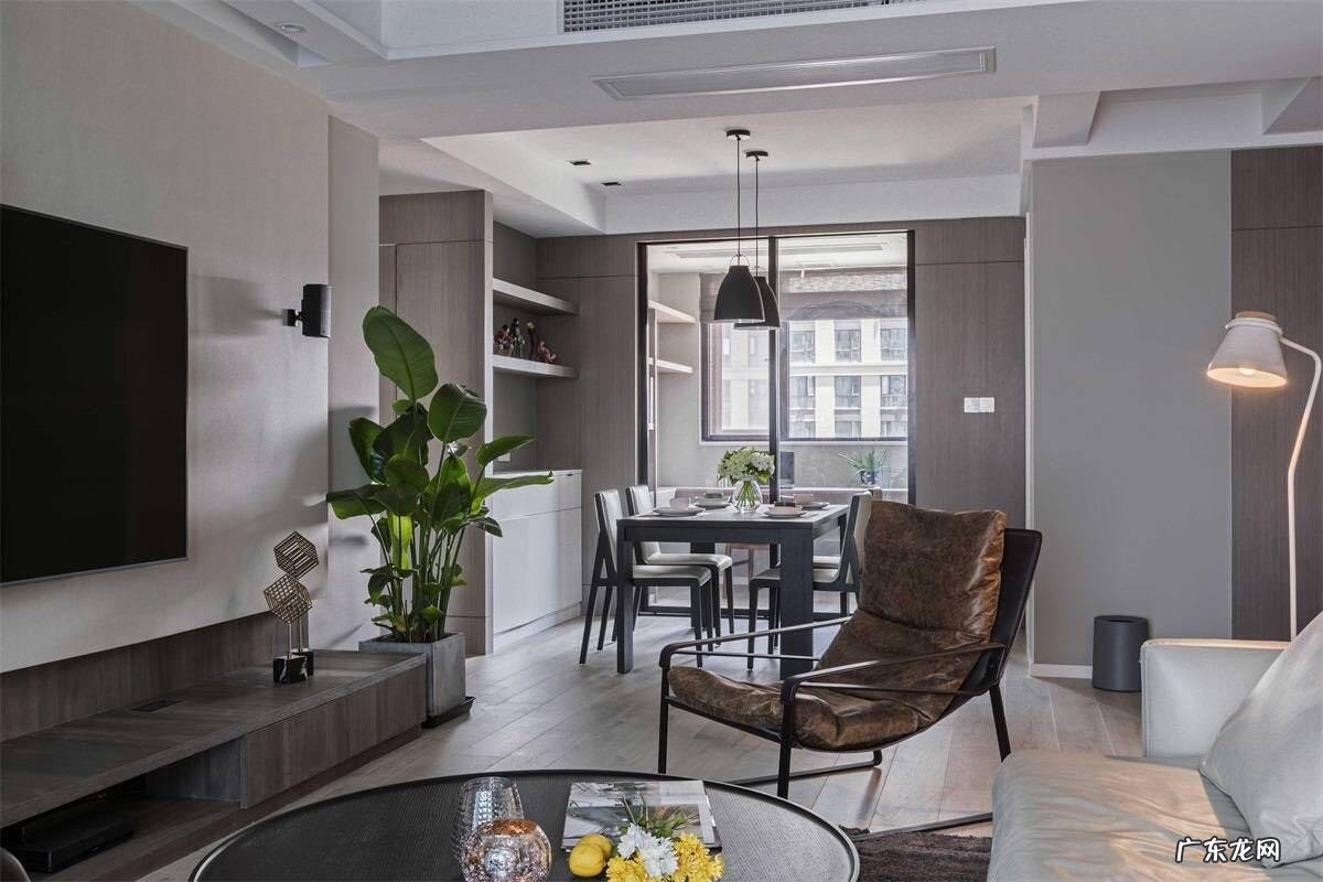 客厅墙面用灰色风水好不好 背景墙用灰色玻璃风水好吗