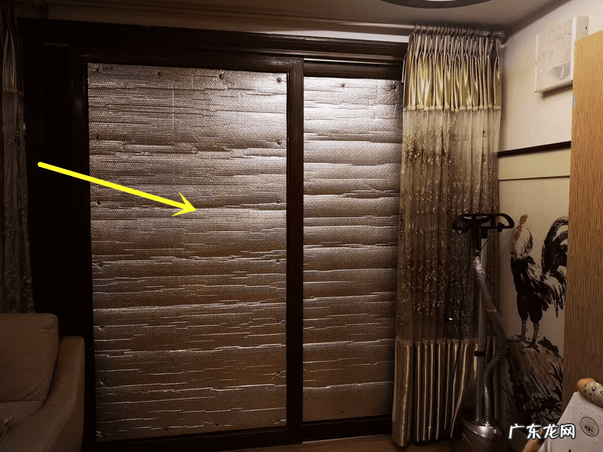 西边窗帘用什么颜色好风水 西照阳台窗帘选择