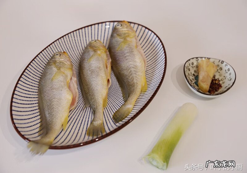 冷冻黄花鱼怎么做最好吃 冻黄花鱼怎么做好吃?