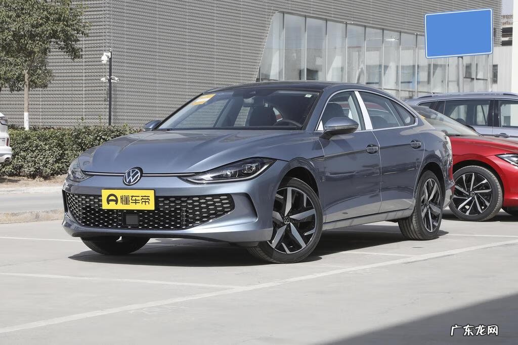 新车什么时候换机油最好 经常跑高速多久换机油