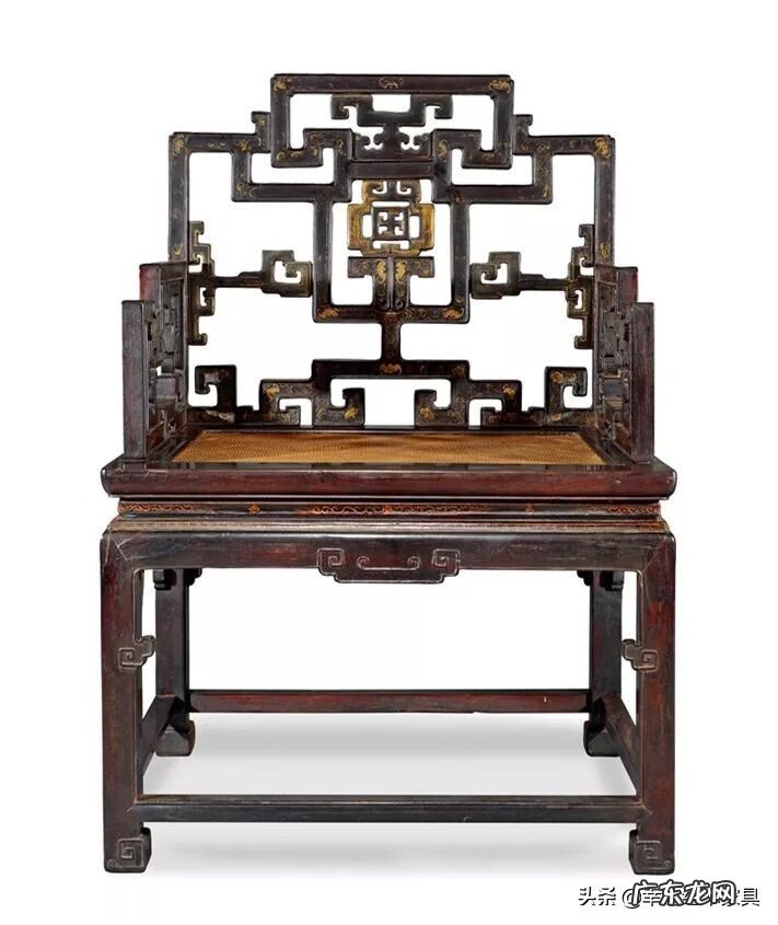 两边柜子中间床风水好不好 风水中前朝是两重柜会怎样