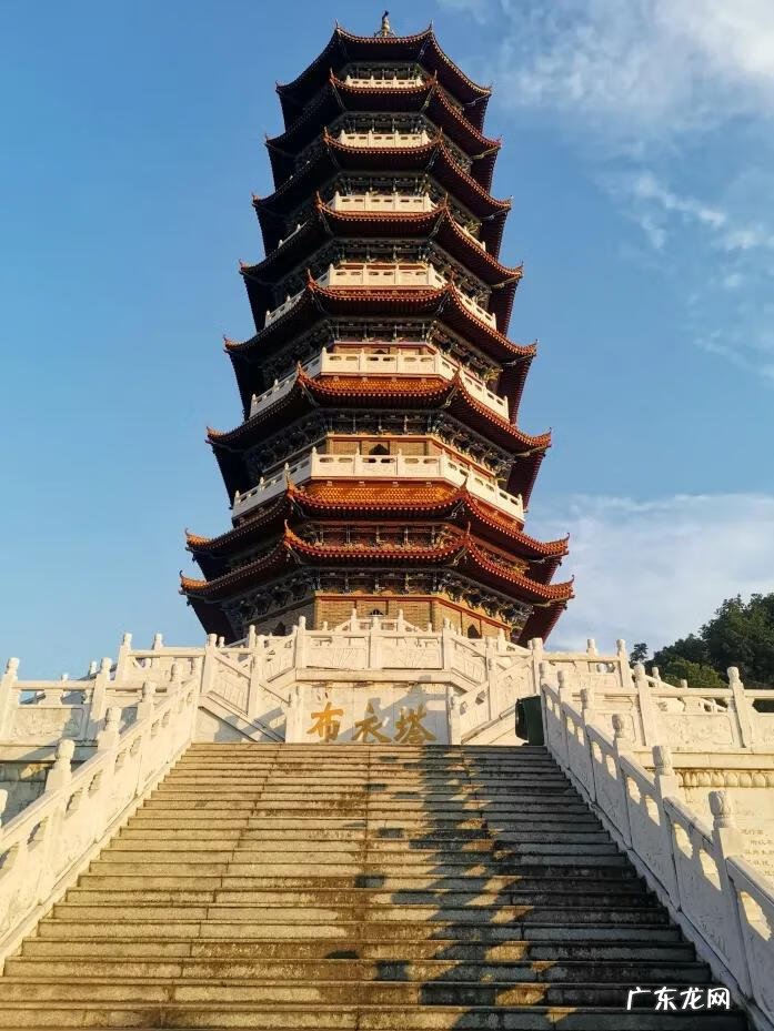 定南布衣山谷 定南布衣塔介绍