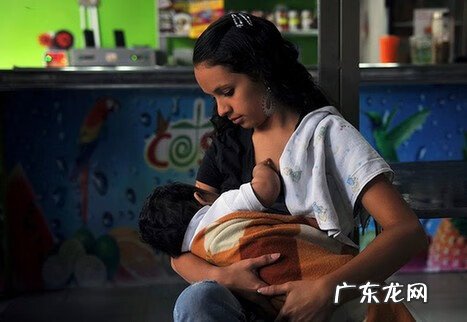 粉红色的奶头真实图片 粉红色的乳头