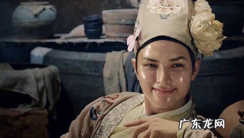 如何清理黑头最有效 怎么才能彻底消除黑头