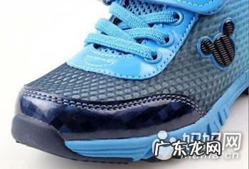 迪士尼童鞋品牌简介 迪士尼童鞋是名牌吗