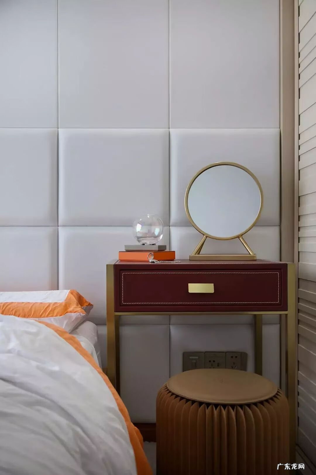 床为什么要摆在正中间 床放中间风水