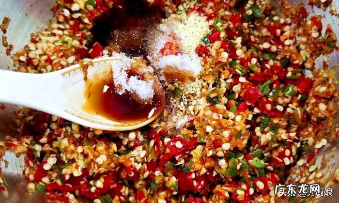 做辣椒酱怎么做呢 做辣椒酱怎么做最好吃