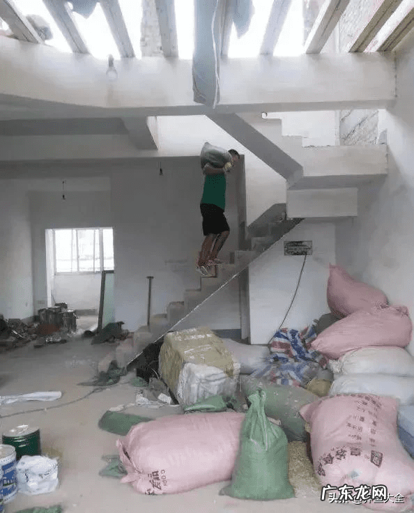 花园洋房顶楼露台好吗 顶跃带露台还是一楼带花园好