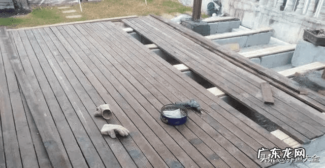 花园洋房顶楼露台好吗 顶跃带露台还是一楼带花园好