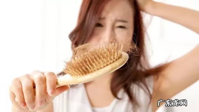 整体头发稀疏是什么脱发 脱发头发稀疏缺什么