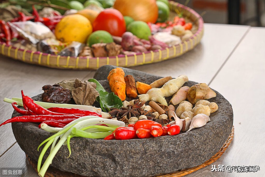 土茯苓植物图片 土茯苓图片大全