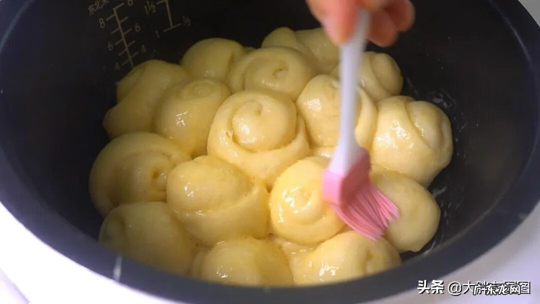 电饭锅蒸面包的做法与配方 电饭煲面包的做法