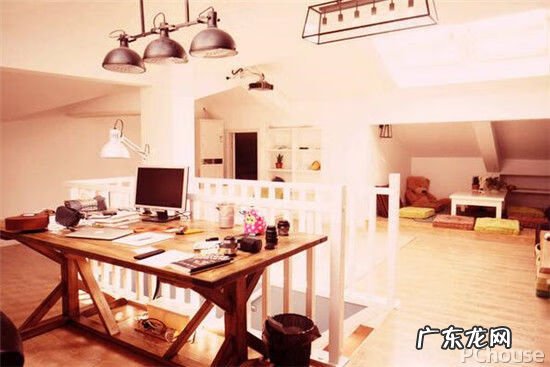 卧室放书桌的风水 桌子的左上角风水