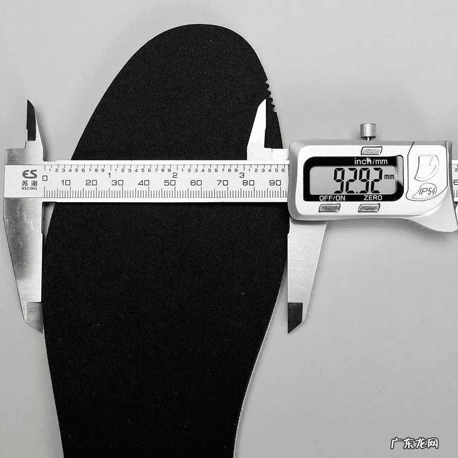 锐步pump尺码 锐步pump fury