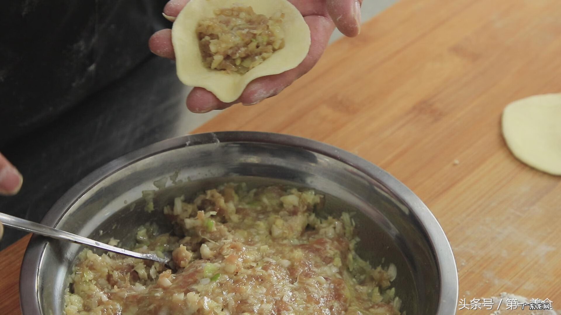 饺子的各种包法 如何包饺子步骤