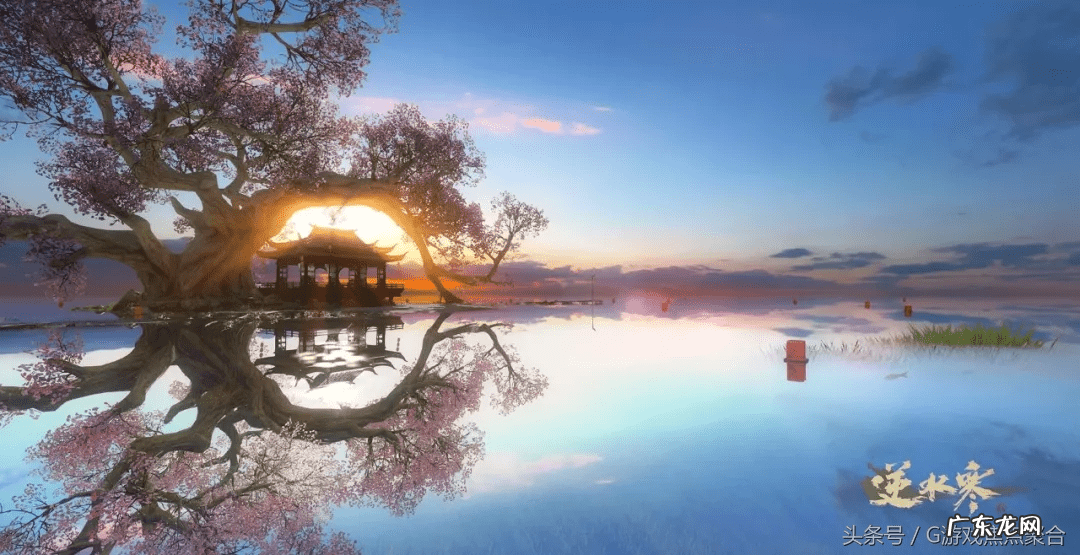 逆水寒镜湖夜晚 逆水寒镜湖怎么在水面上走