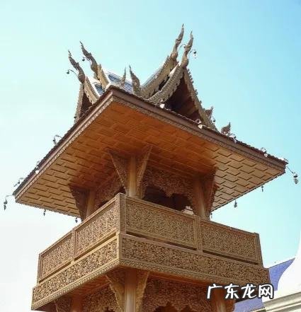 山主人丁水主财,遇水则发贵人 人有三善与风水共养可财名兼得