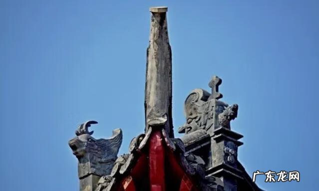 山主人丁水主财,遇水则发贵人 人有三善与风水共养可财名兼得