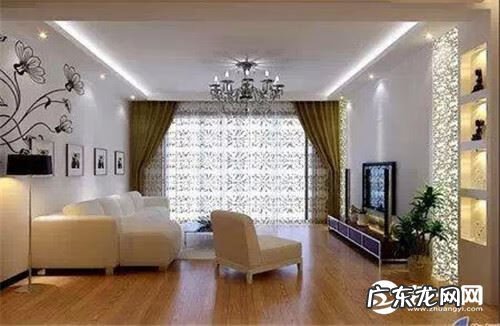 客厅放假花有什么风水讲究 家里放假发对风水有影响吗