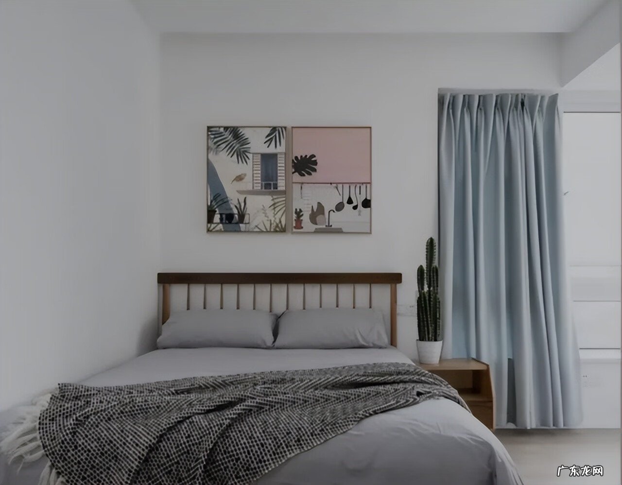 衣柜放在床的什么位置风水最好 衣柜玻璃门对着床对风水有影响吗