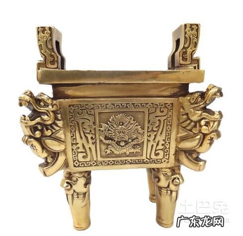 公鸡摆件能放客厅吗 大公鸡摆件张嘴好吗