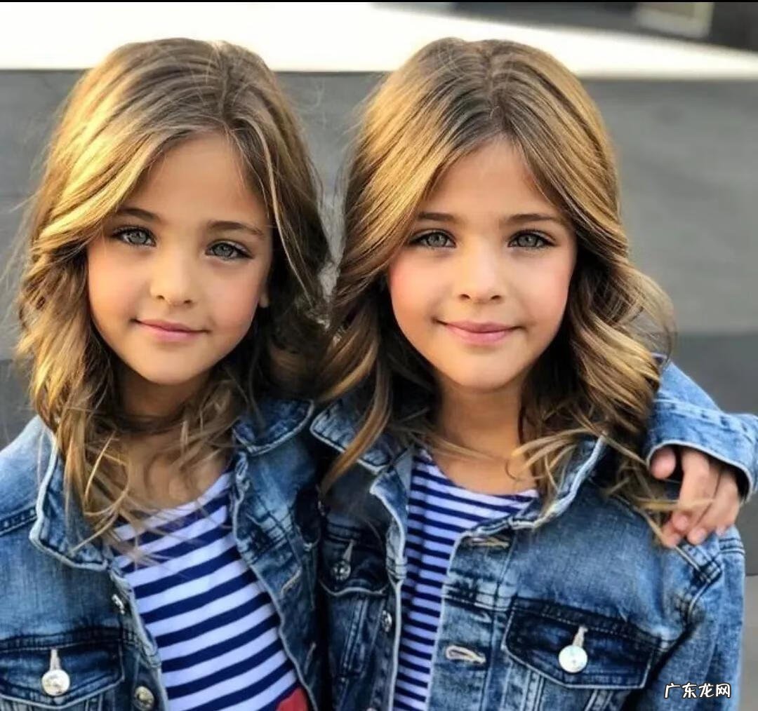 可爱的双胞胎视频 两只好可爱双胞胎