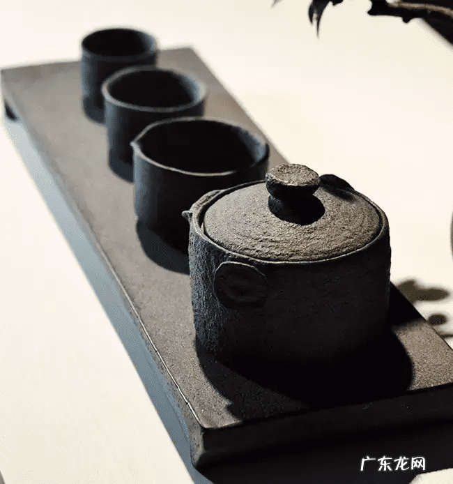 茶盘客厅摆放风水 家用茶盘图案与风水
