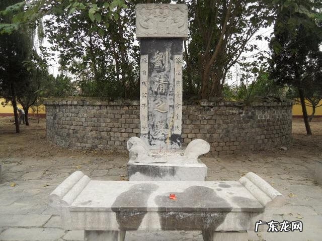 坟头添土有什么讲究 坟有蚂蚁好不好