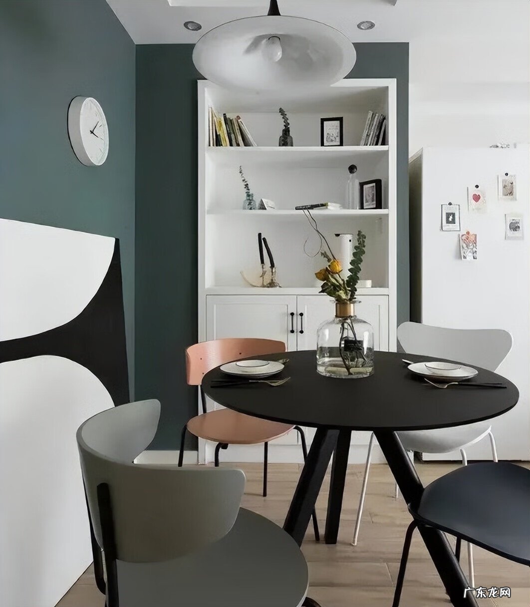 灯圆的好还是方的好 客厅灯圆的好还是方的好风水