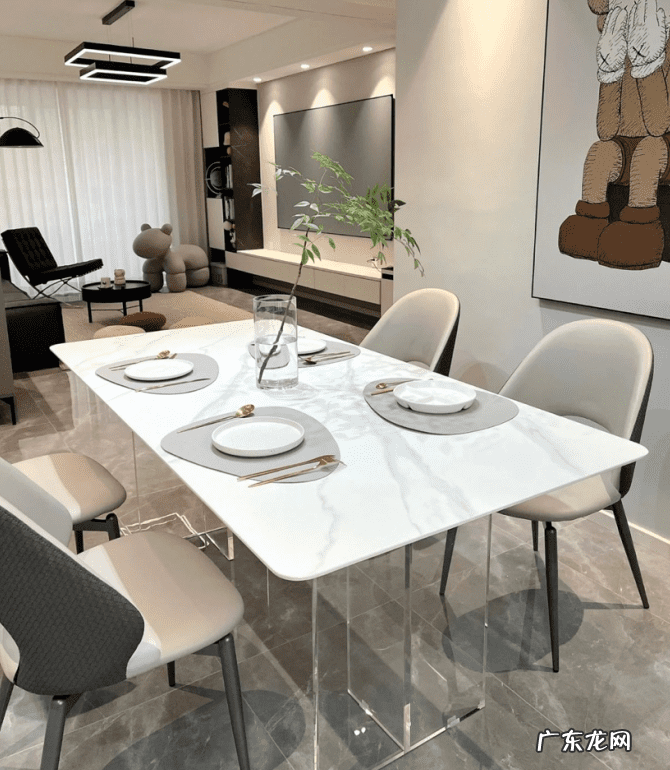 灯圆的好还是方的好 客厅灯圆的好还是方的好风水