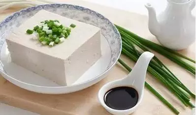 鱼子酱是怎样做成的 鱼子酱的做法及配方