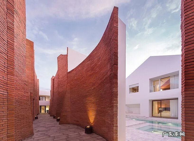 风水外墙砖用什么颜色好 风水屋外墙砖红色泽好吗